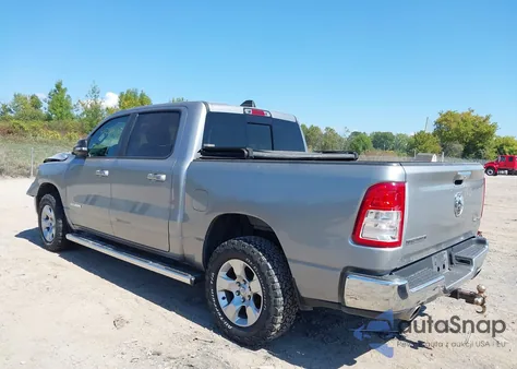 2019 Ram 1500 Big Horn/Lone Star 4X4 5'7 Box z USA, uszkodzony, nr VIN 1C6SRFFT4KN623654